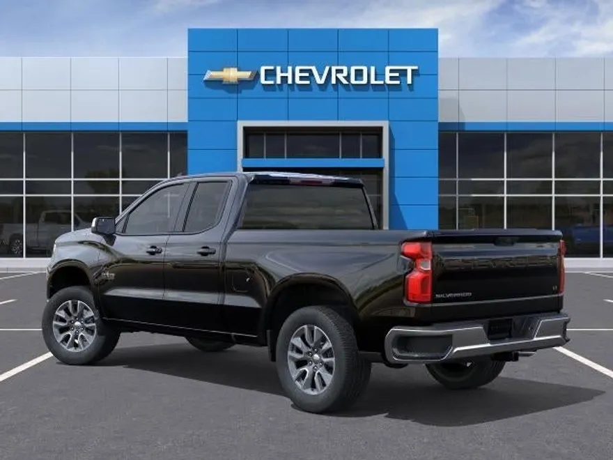 2026 Chevrolet Silverado 1500 LT photo 1