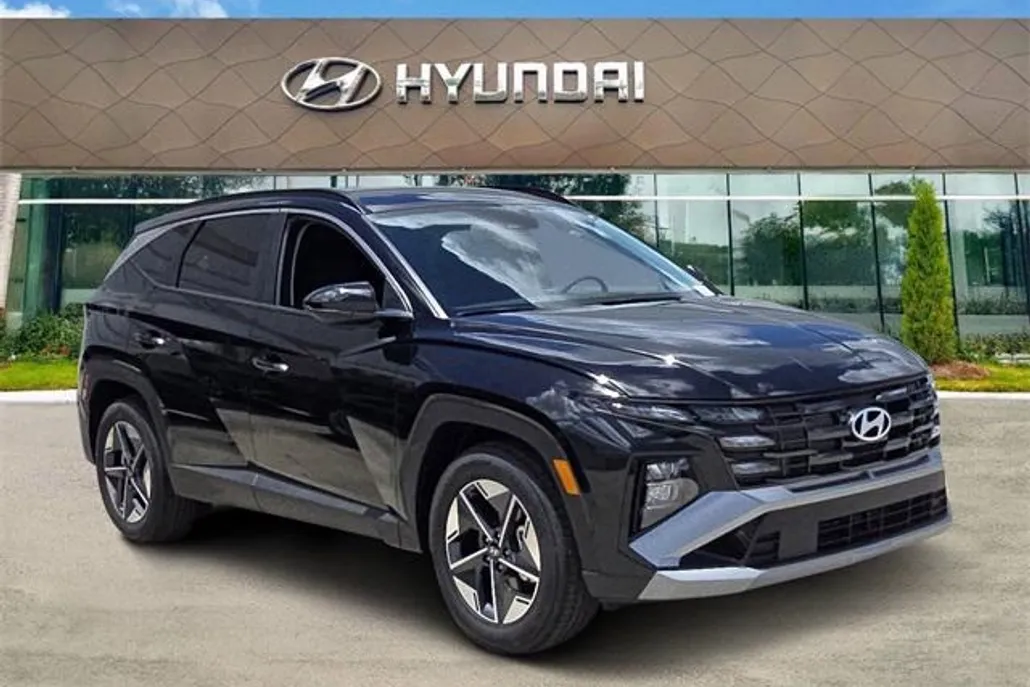 2025 Hyundai Tucson SEL photo 1