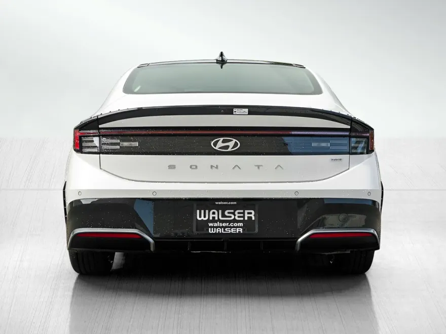 2025 Hyundai Sonata Hybrid Limited photo 1