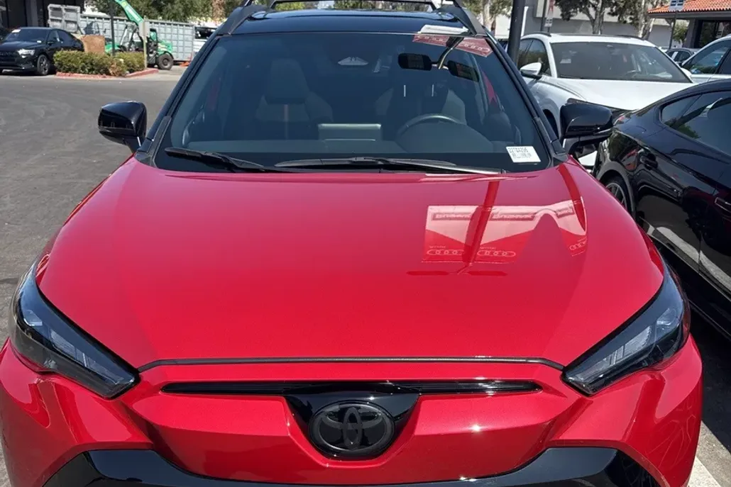 2024 Toyota Corolla Hybrid SE photo 1