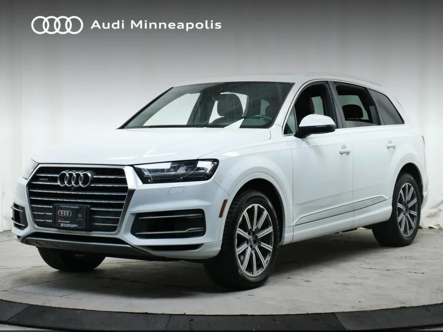 2017 Audi Q7 3.0T Premium Plus photo 1