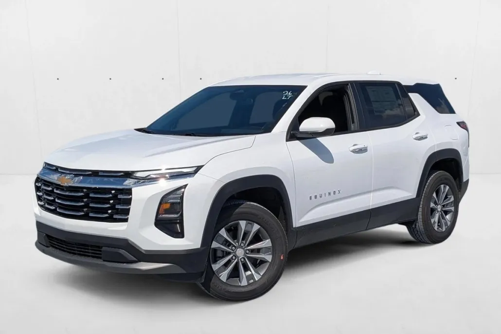 2026 Chevrolet Equinox LT photo 1