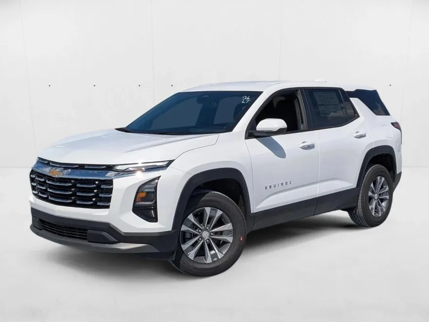 2026 Chevrolet Equinox LT photo 1