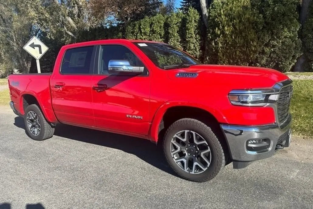 2025 Ram 1500 Laramie photo 1