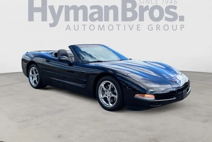 2004 Chevrolet Corvette Convertible photo 1