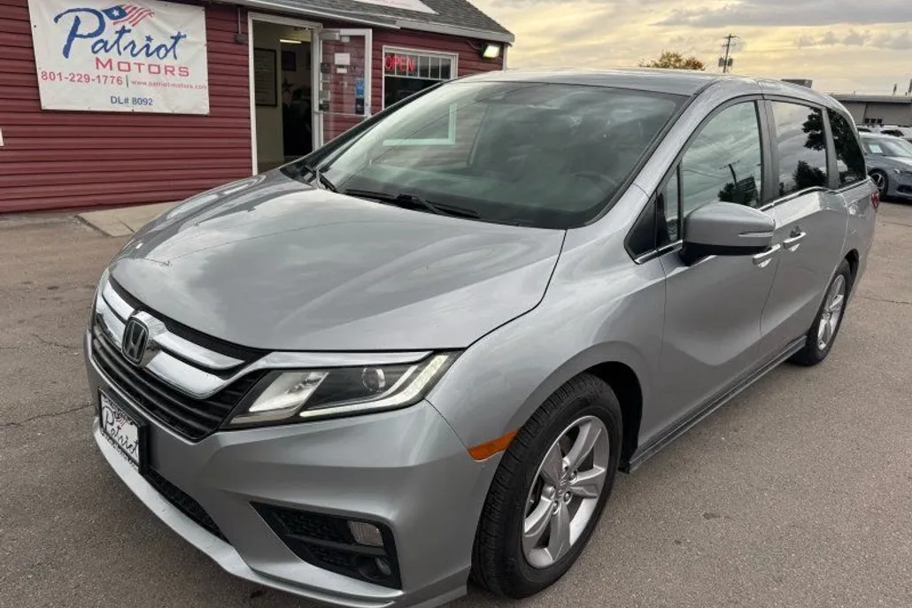 2020 Honda Odyssey EX-L photo 1