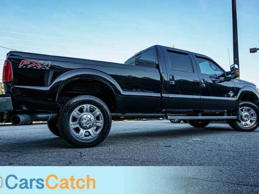 2016 Ford F-250 Lariat photo 2