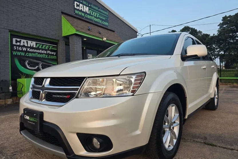 2016 Dodge Journey SXT photo 1