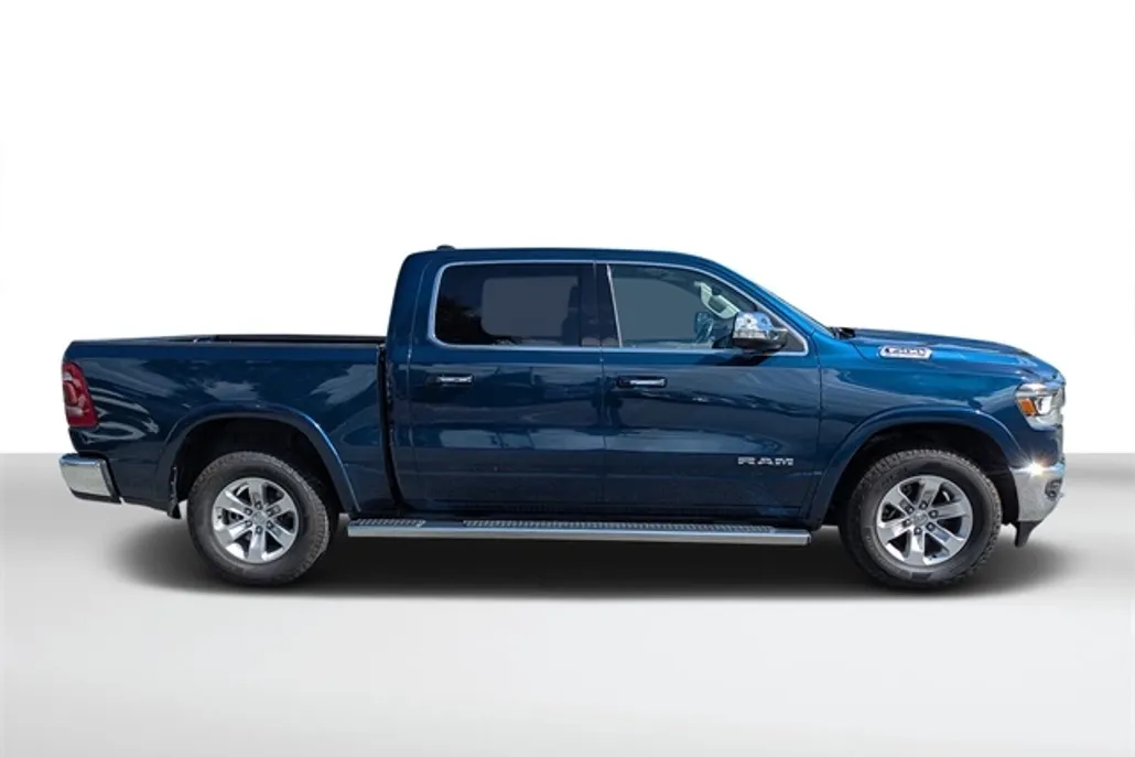 2022 Ram 1500 Laramie photo 1