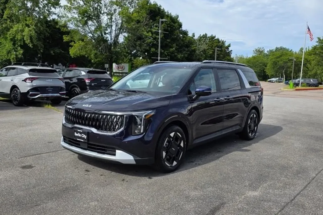 2026 Kia Carnival EX photo 1