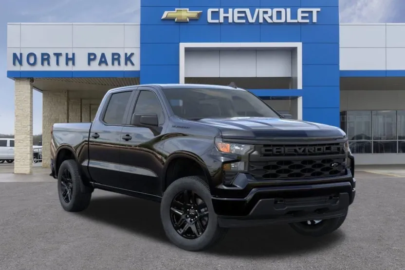 2026 Chevrolet Silverado 1500 Custom photo 1