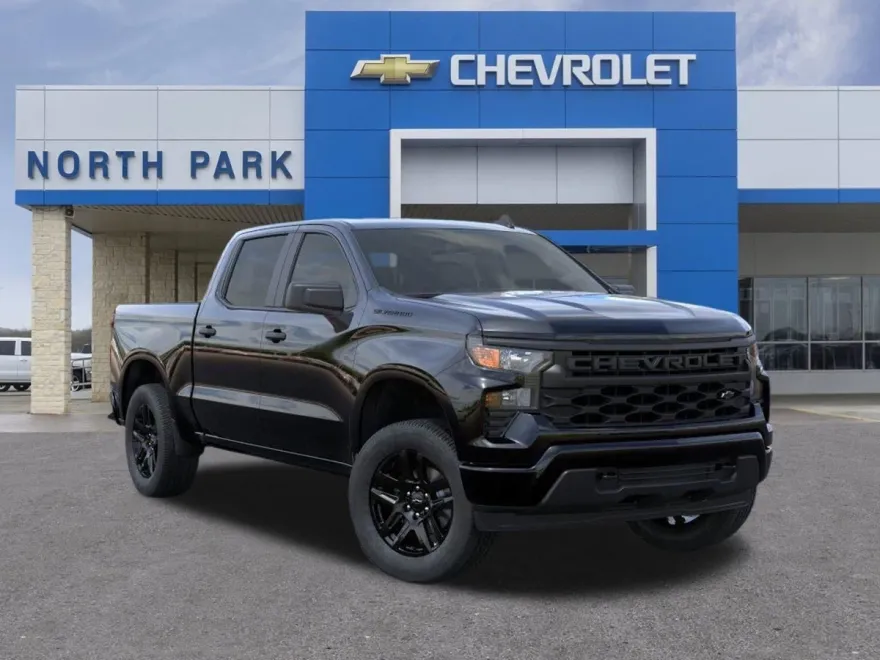 2026 Chevrolet Silverado 1500 Custom photo 1