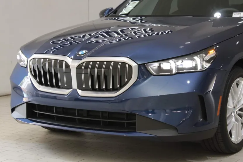 2025 Bmw 530i photo 1