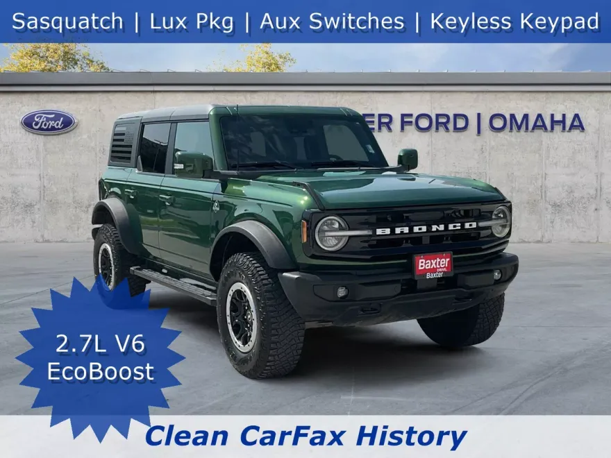 2023 Ford Bronco Outer Banks photo 1
