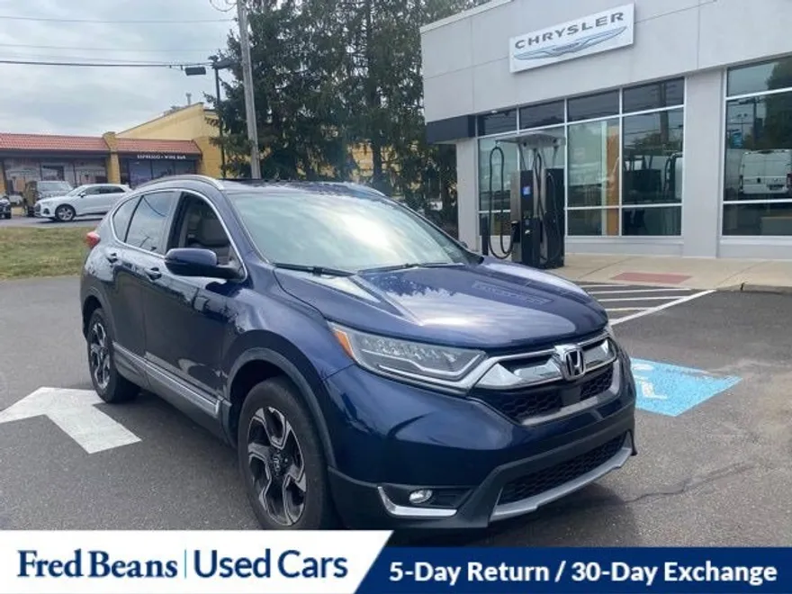 2018 Honda CR-V Touring photo 1