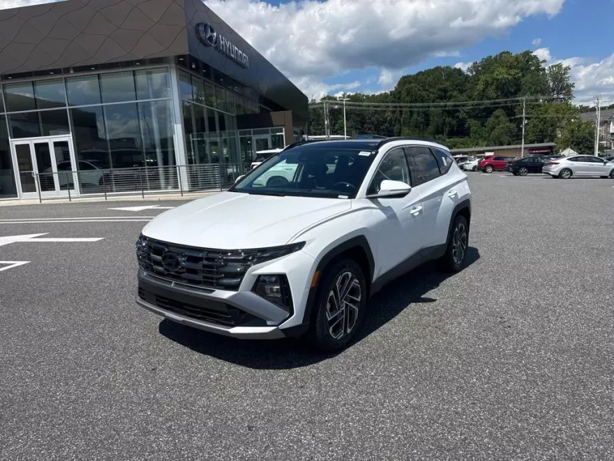 2025 Hyundai Tucson Hybrid Limited photo 1