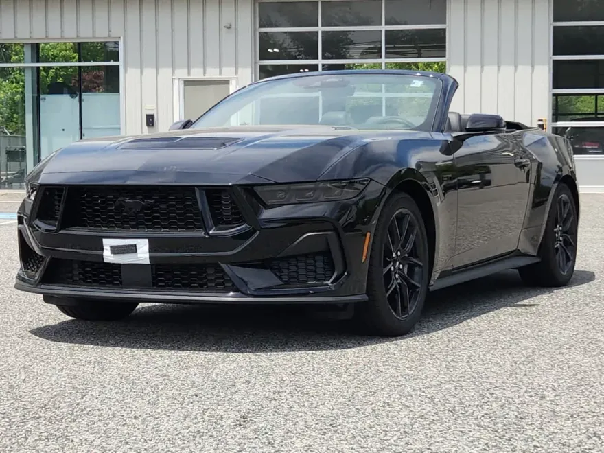 2025 Ford Mustang GT Premium Convertible photo 1