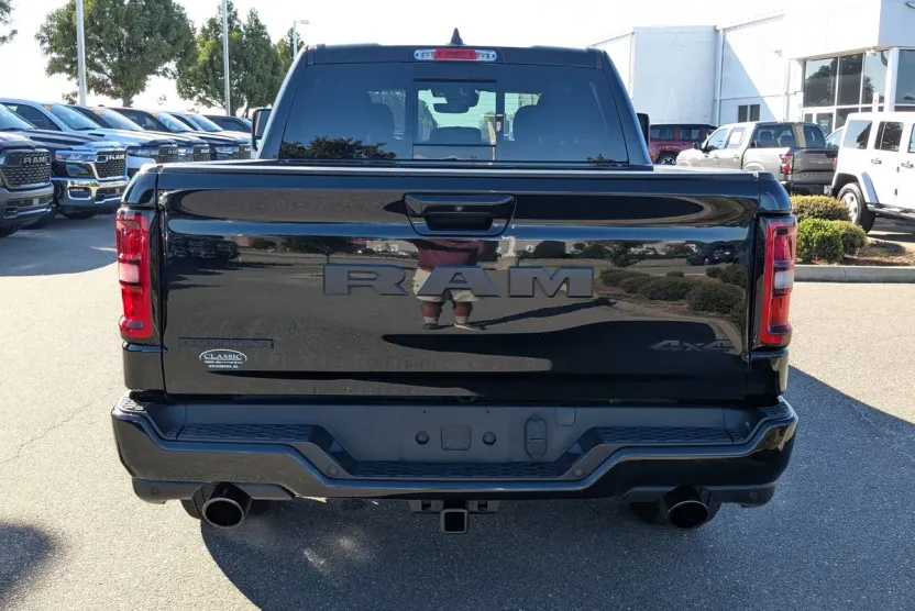 2025 Ram 1500 Big Horn photo 1