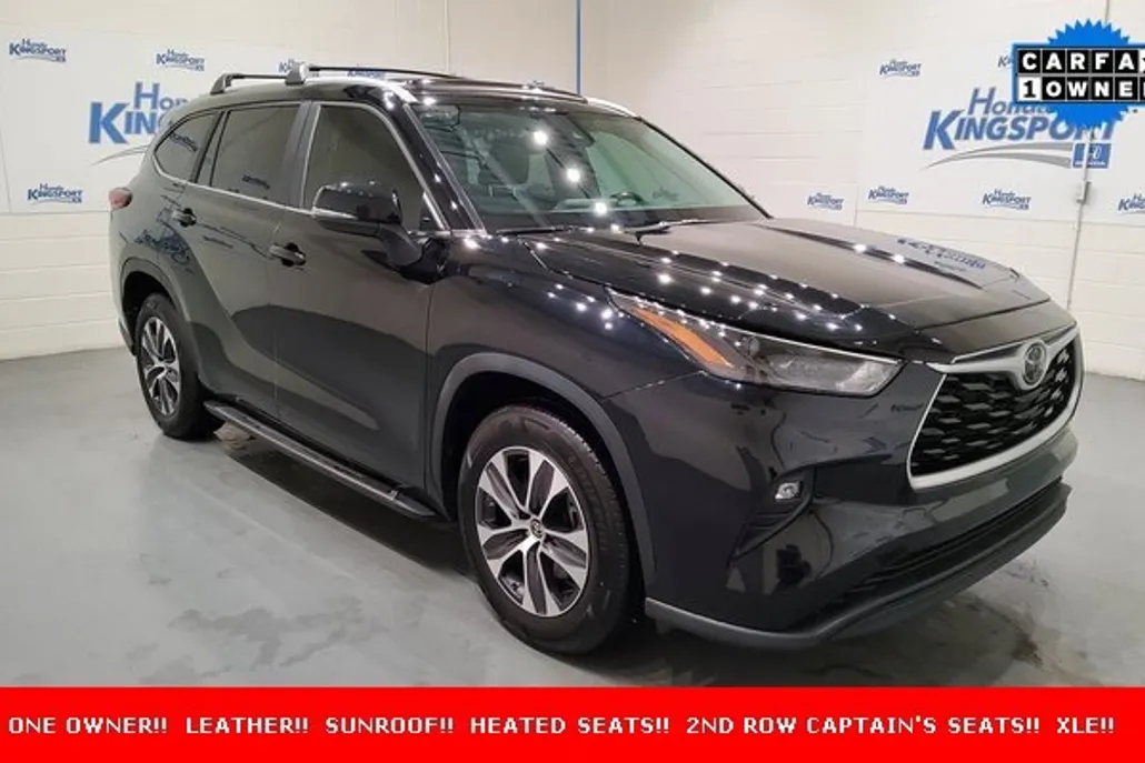 2023 Toyota Highlander XLE photo 1