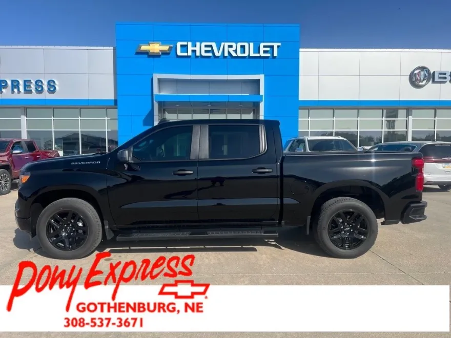 2024 Chevrolet Silverado 1500 Custom photo 1