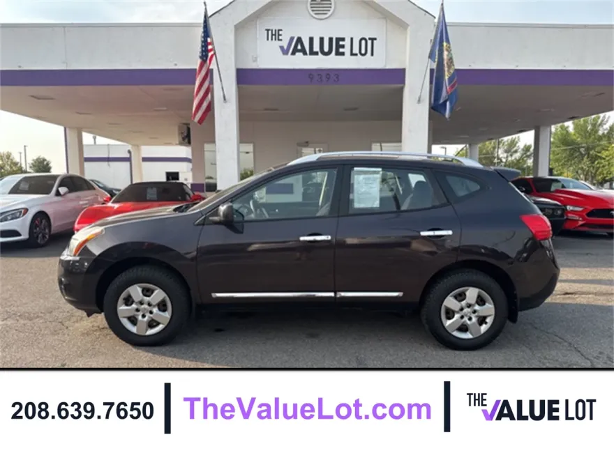2015 Nissan Rogue Select S photo 1