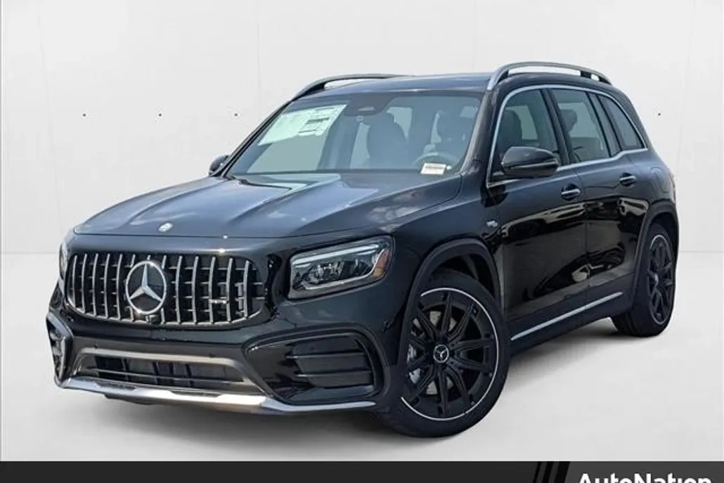 2025 Mercedes Benz GLB AMG 35 4MATIC photo 1