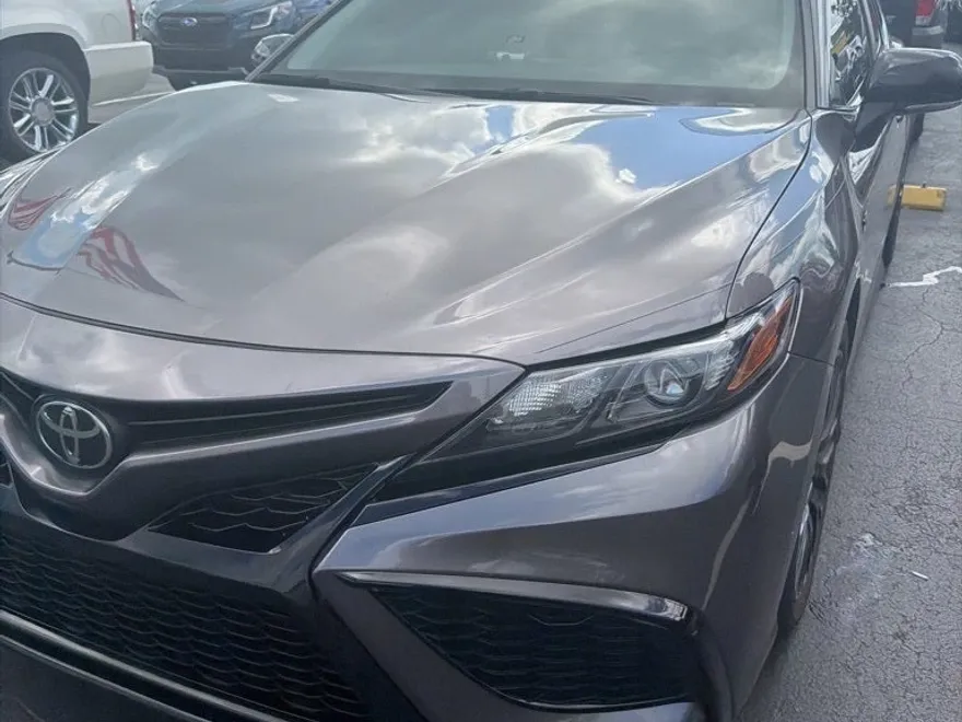 2024 Toyota Camry SE photo 1