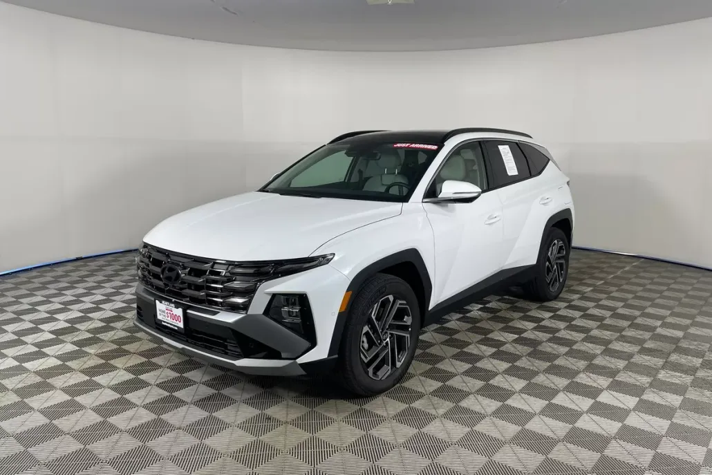 2025 Hyundai Tucson Hybrid Limited photo 1