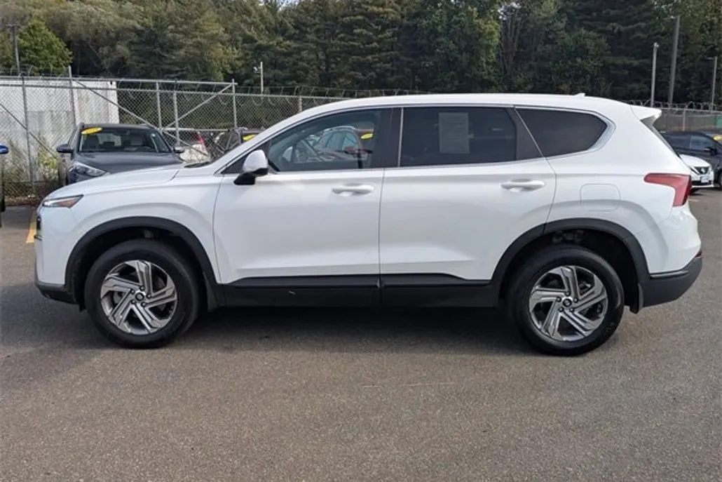 2023 Hyundai Santa Fe SE photo 1