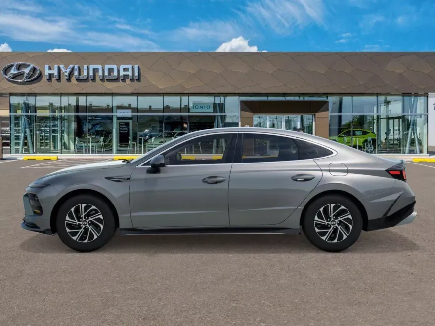 2026 Hyundai Sonata Hybrid Blue photo 1