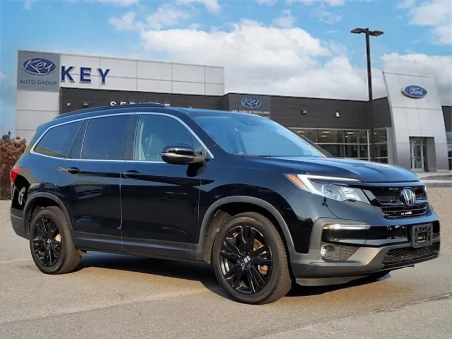 2022 Honda Pilot Special Edition photo 1