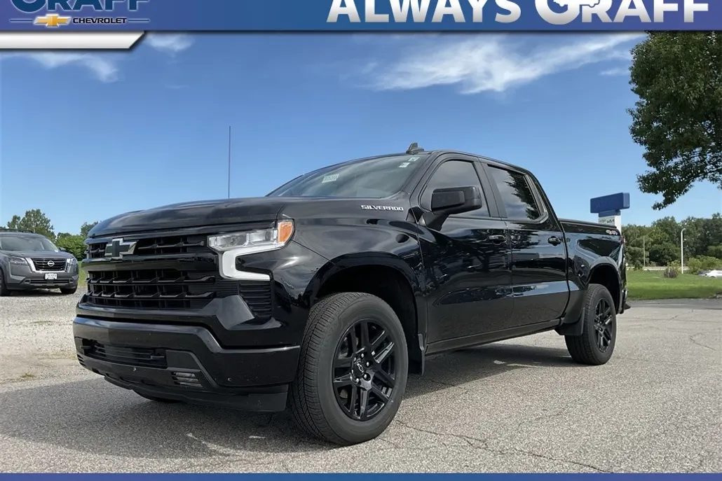 2022 Chevrolet Silverado 1500 RST photo 1