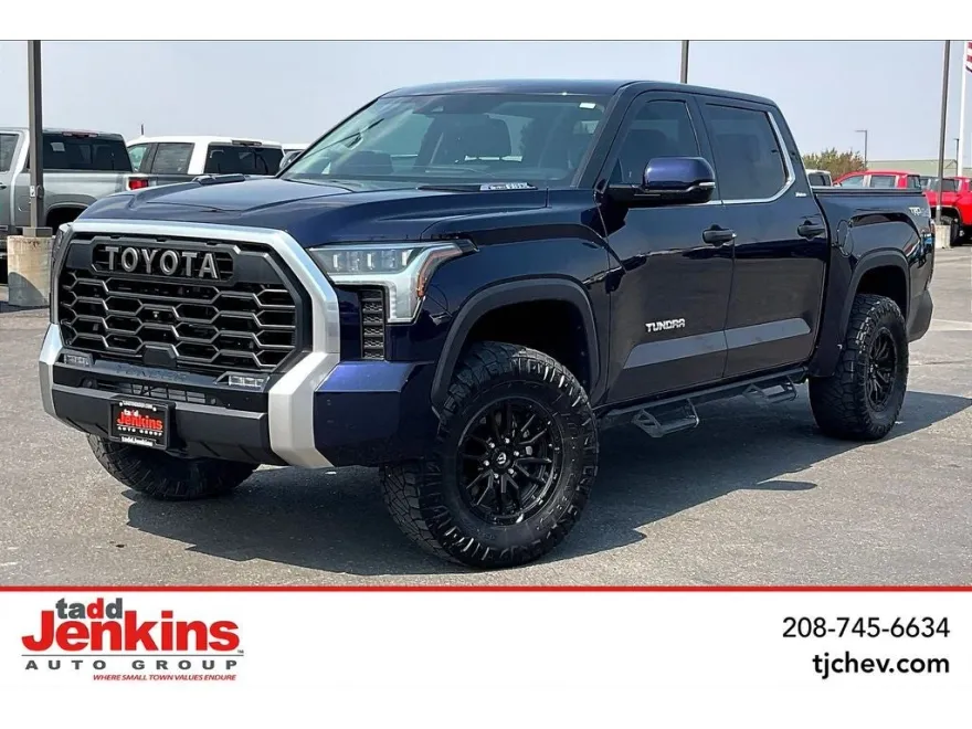 2023 Toyota Tundra Limited photo 1
