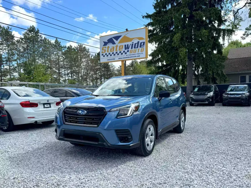2022 Subaru Forester Base photo 1