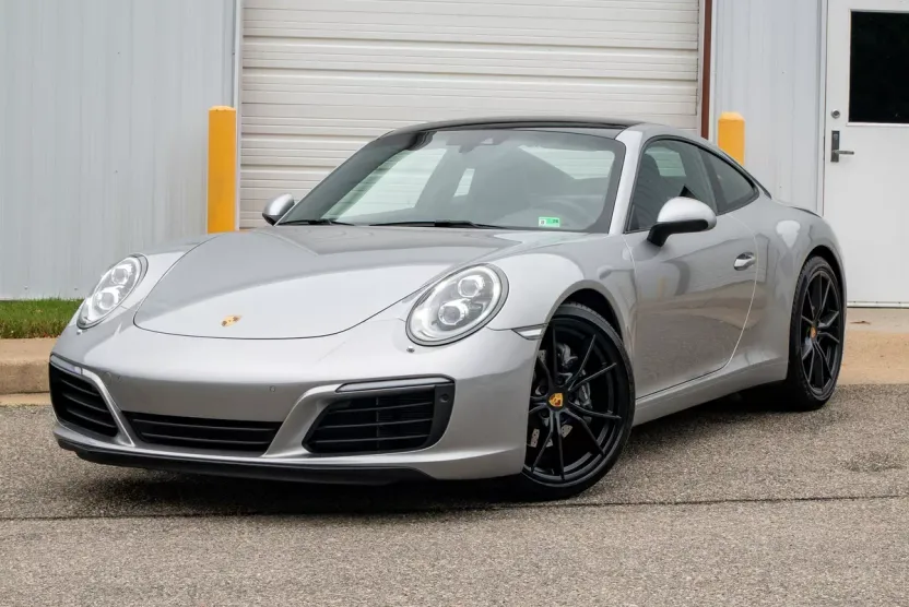 2017 Porsche 911 photo 1
