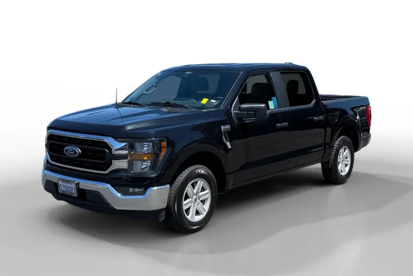 2023 Ford F-150 XLT photo 1