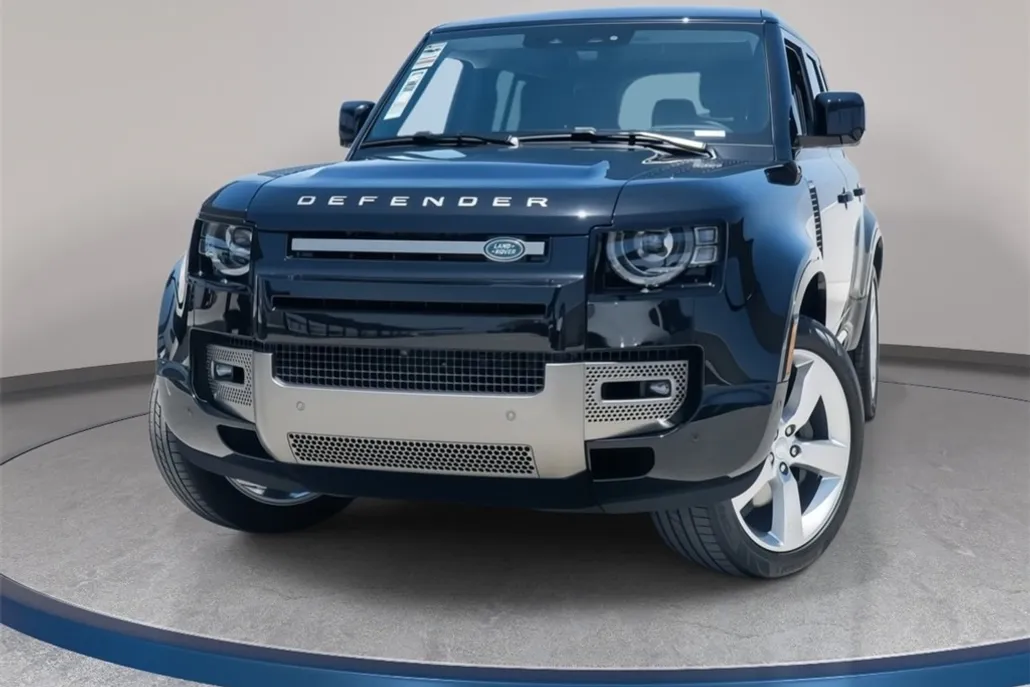 2025 Land Rover Defender 110 X-Dynamic SE photo 1