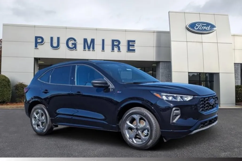 2024 Ford Escape ST-Line photo 1