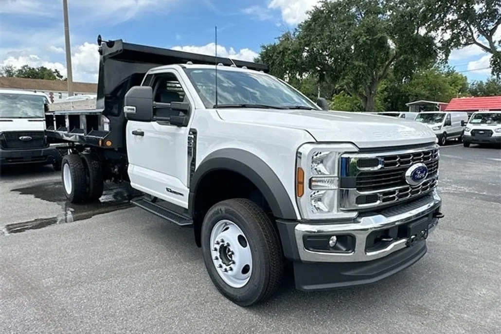 2024 Ford F-550 XL photo 1
