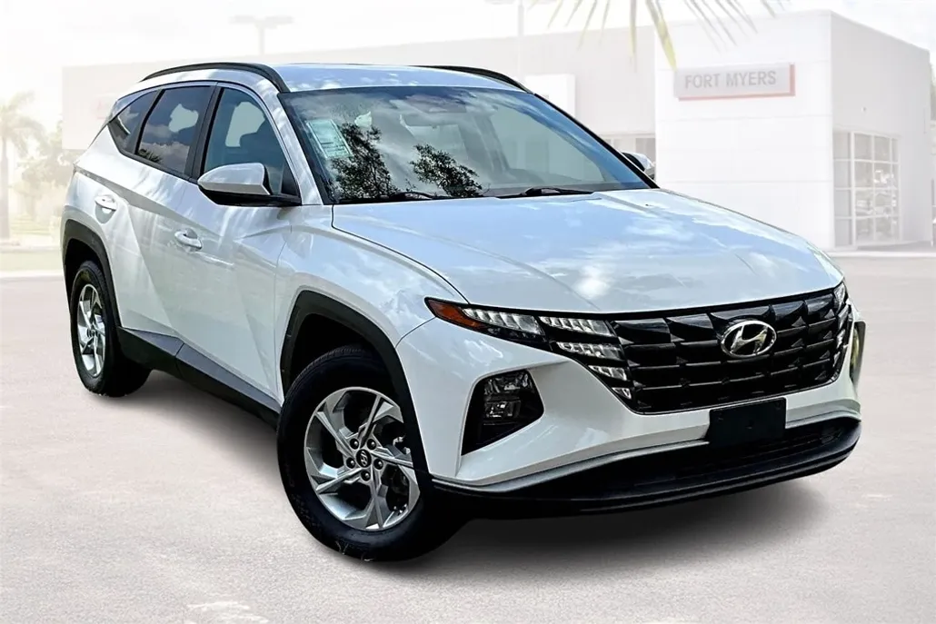2024 Hyundai Tucson SEL photo 1