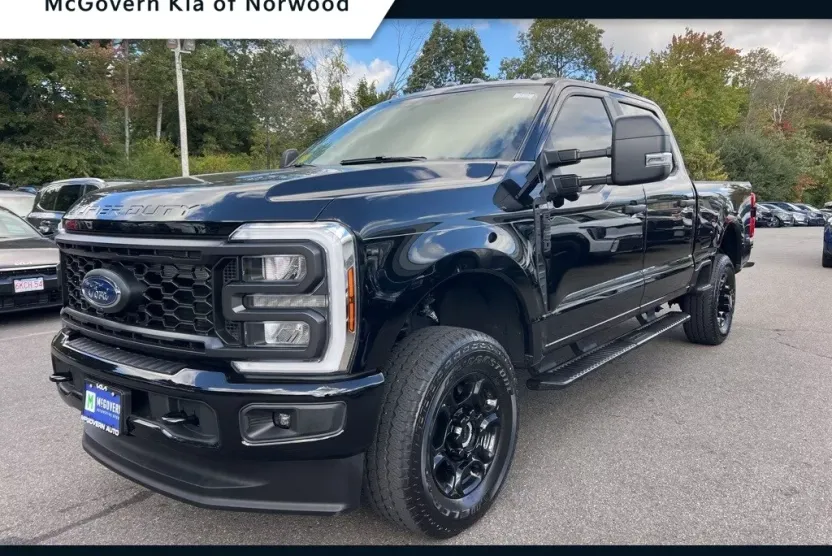 2025 Ford F-350 XL photo 1