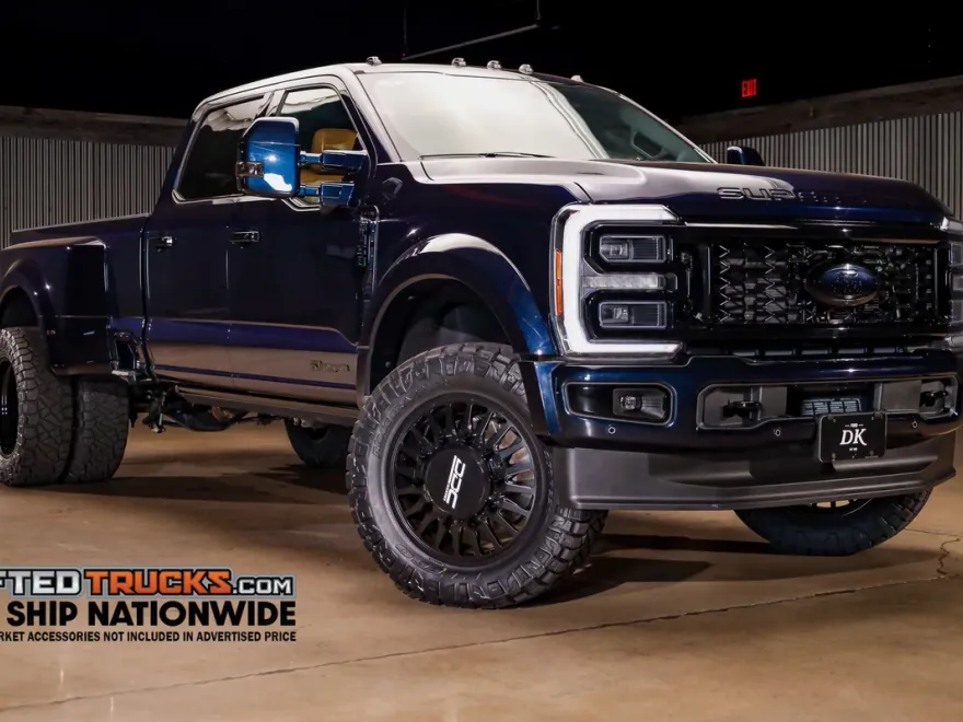 2024 Ford F-450 Platinum photo 1