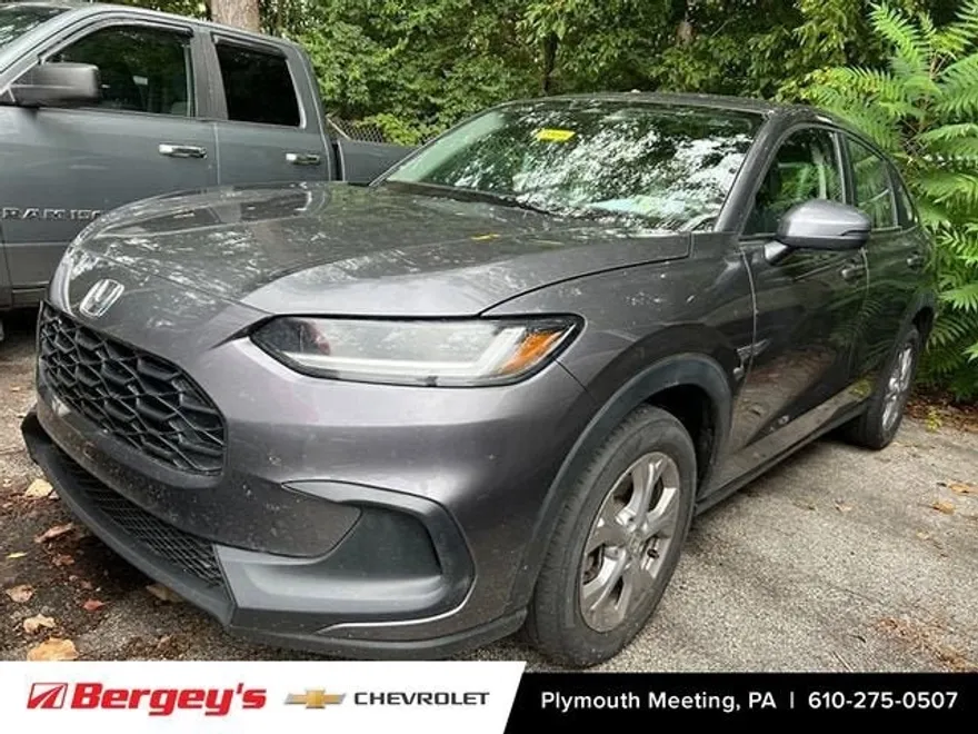 2023 Honda HR-V LX photo 1