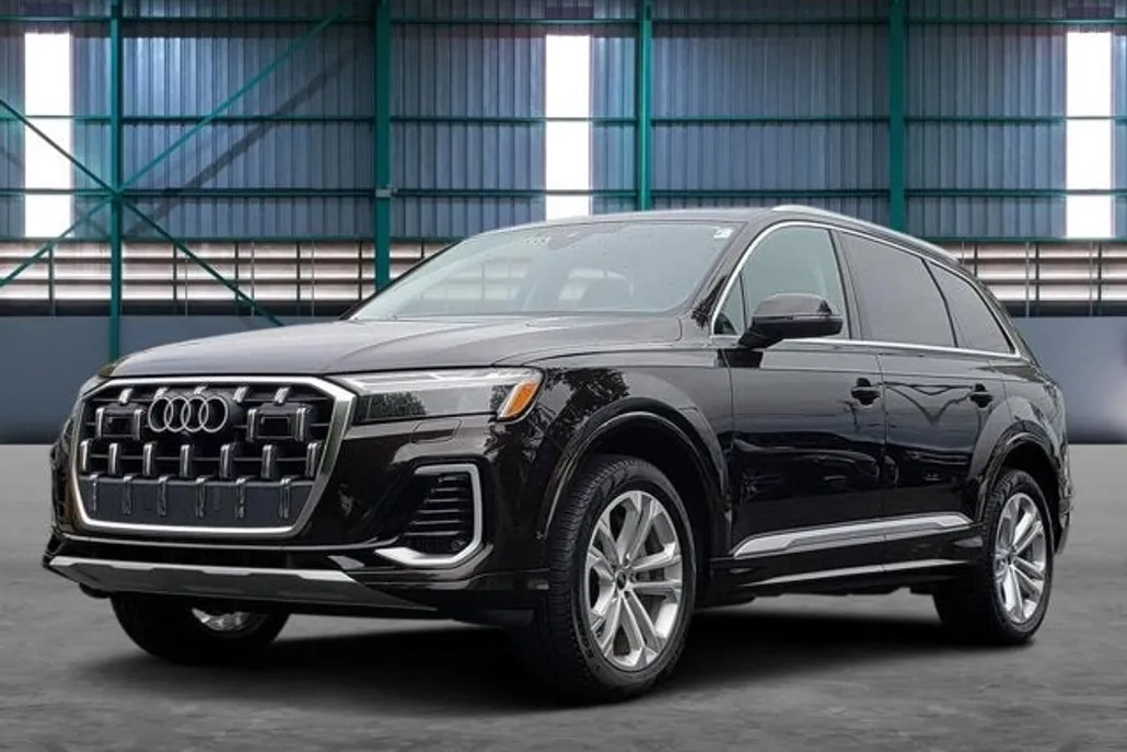 2025 Audi Q7 Premium Plus 55 photo 1