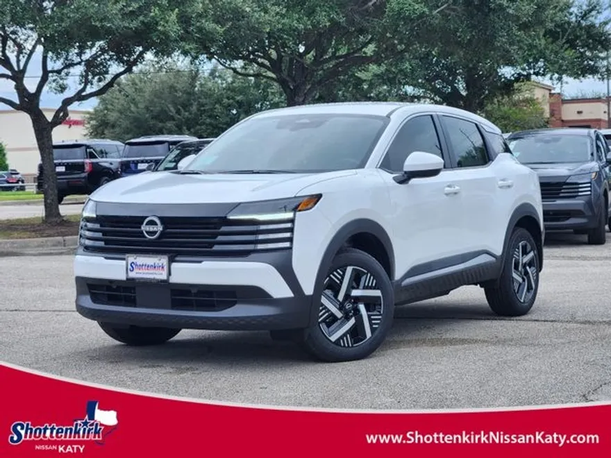 2025 Nissan Kicks SV photo 1