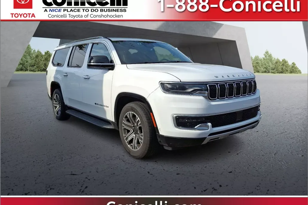 2023 Jeep Wagoneer L Series II photo 1
