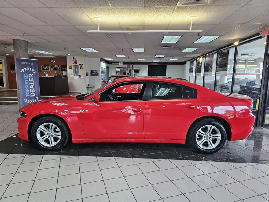 2022 Dodge Charger SXT photo 1
