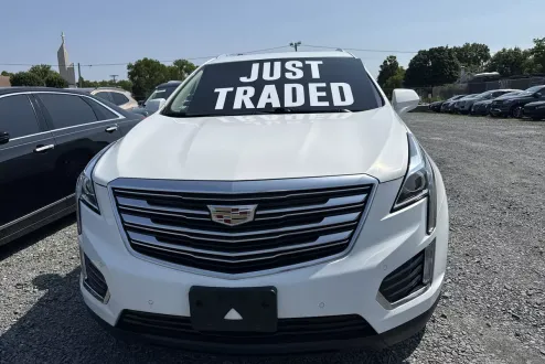 2019 Cadillac XT5 Luxury photo 2