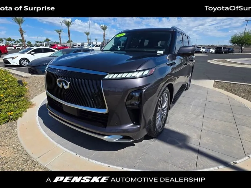 2025 Infiniti QX80 Luxe photo 1