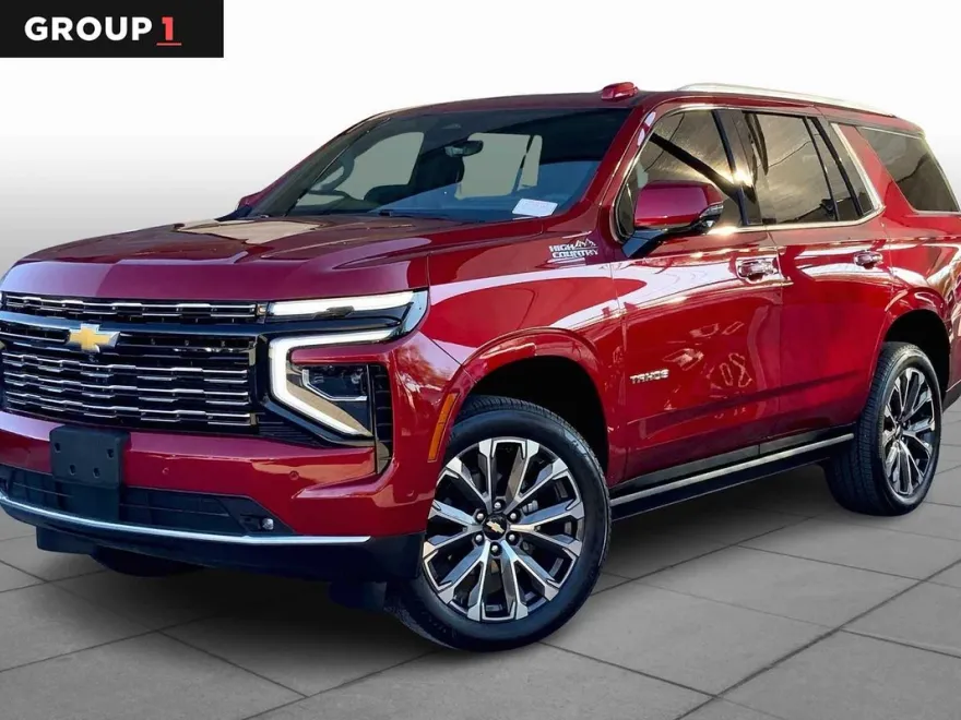 2025 Chevrolet Tahoe High Country photo 1